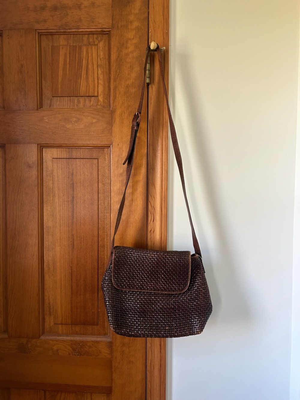 Vintage Sharif Woven Leather Crossbody Bag - Picture 2 of 6